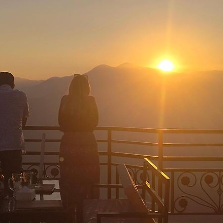Hotel High Ground Inn Sarangkot بوكْرا المظهر الخارجي الصورة