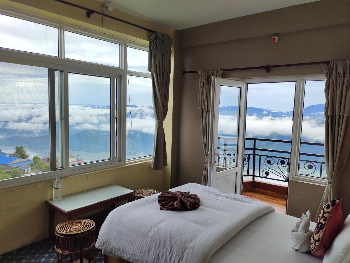 Hotel High Ground Inn Sarangkot بوكْرا المظهر الخارجي الصورة