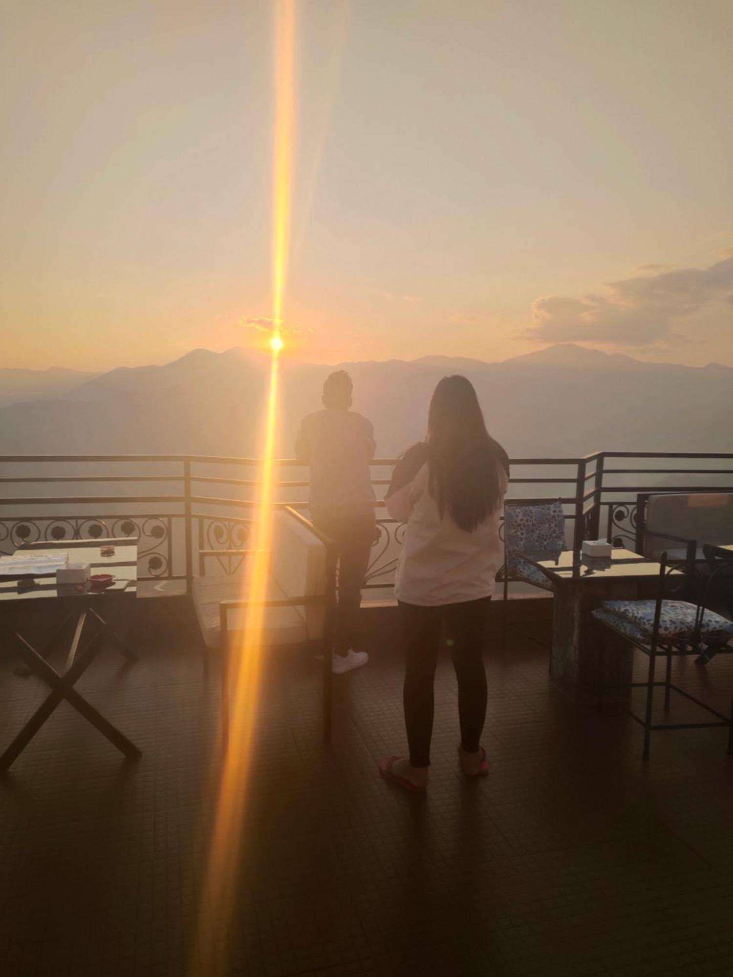 Hotel High Ground Inn Sarangkot بوكْرا المظهر الخارجي الصورة